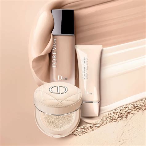 poudre dior boite en or vintage|Dior Forever Cushion Powder : poudre libre soin fine et fraîche.